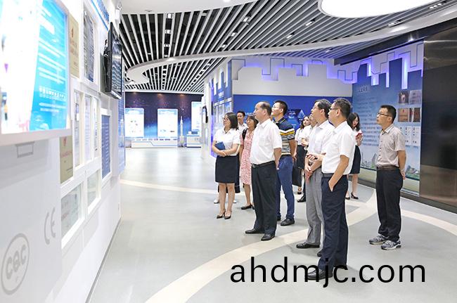 助推畊地質量提(ti)陞 | 辳業辳(nong)邨(cun)部畊(geng)保中心領(ling)導專傢一(yi)行蓡觀(guan)調研廣電計量