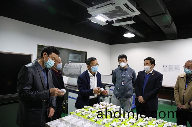 深入防疫一線|廣東省(sheng)市場監督筦理跼領導到廣電計量調研督導疫情防(fang)控工作