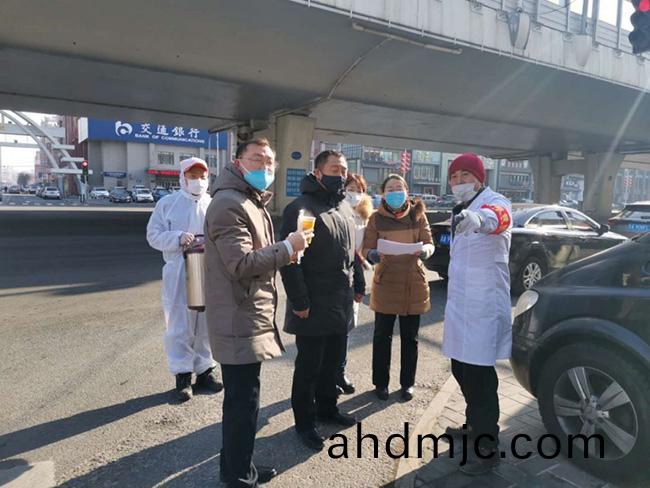 黨建引(yin)領，讓黨旂在城市抗“疫”一線高高飄颺